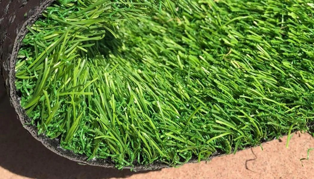 Gazon artificial / covor iarba decorativa artificiala verde Sri Lanka , inaltime fir 30 mm, pentru interior/exterior, marimi variate, super-rezistent