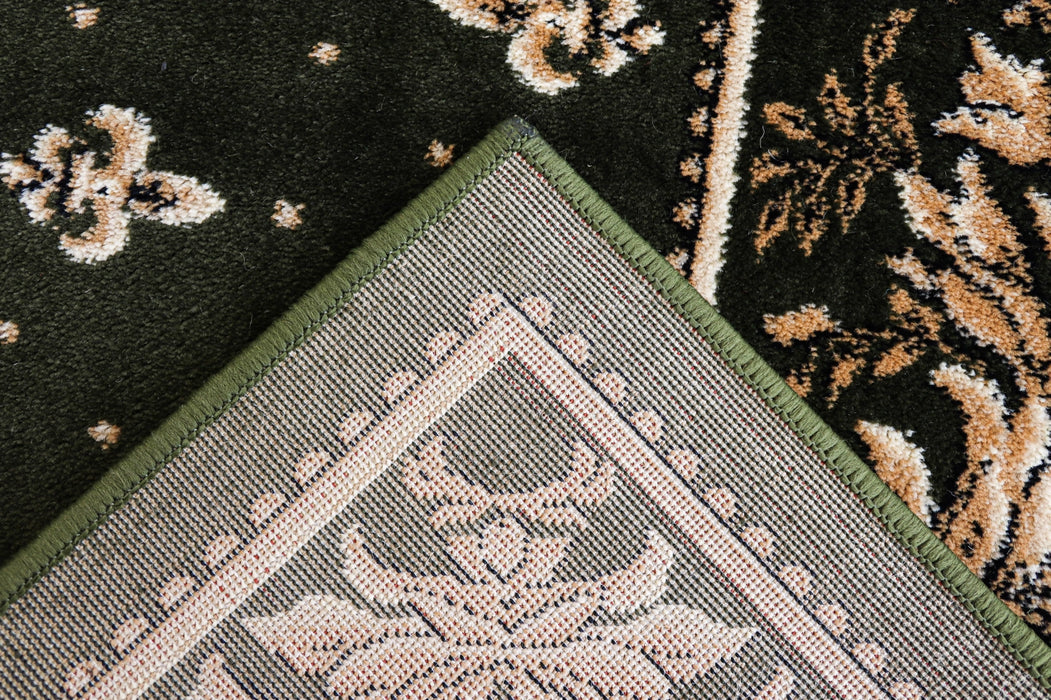 Colt festonat traversa biserica verde cu model crini