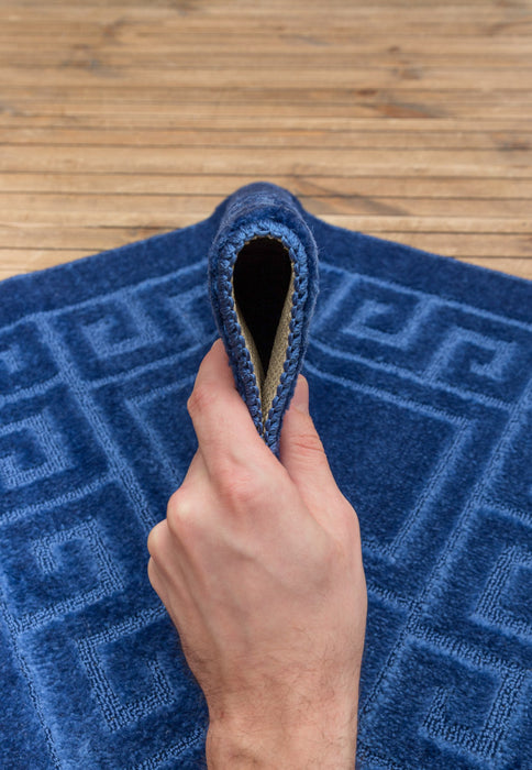 covor baie albastru inchis antiderapant moale si absorbant covoras baie confortabil