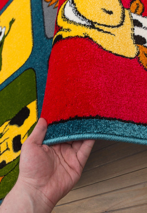 Covor camera copii cu model safari si animale colorate pentru decor vesel