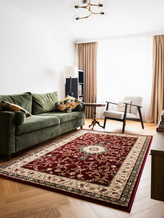 Covor clasic floral grena, ideal pentru living și dormitor