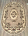 Covor clasic floral oval bej cu motive florale elegante
