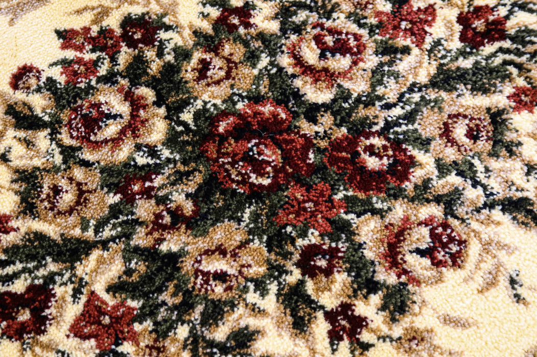 Detaliu covor clasic floral oval verde cu motive florale traditionale