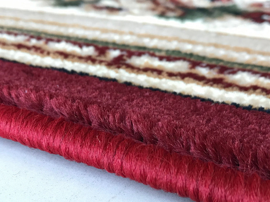 Detaliu grosime si textura covor clasic grena