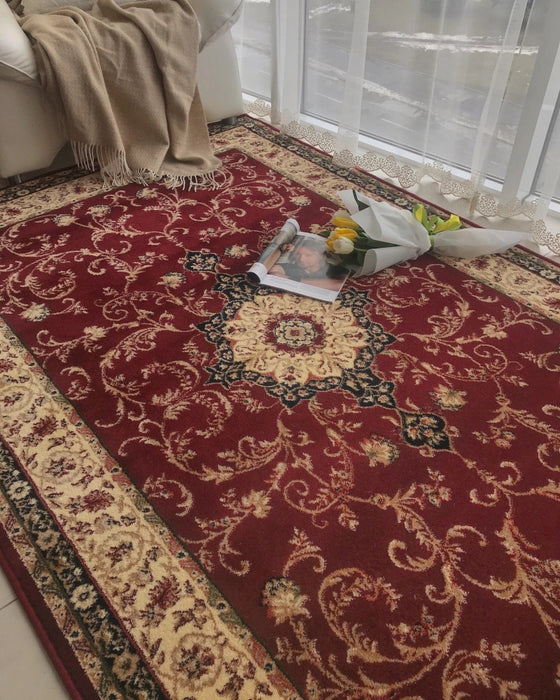 Covor clasic grena integrat într-un decor de interior