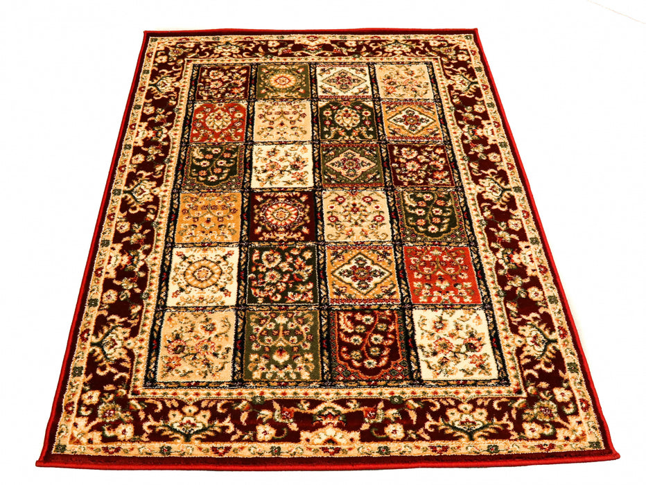 covor clasic grena tip patchwork prezentat pe fundal alb