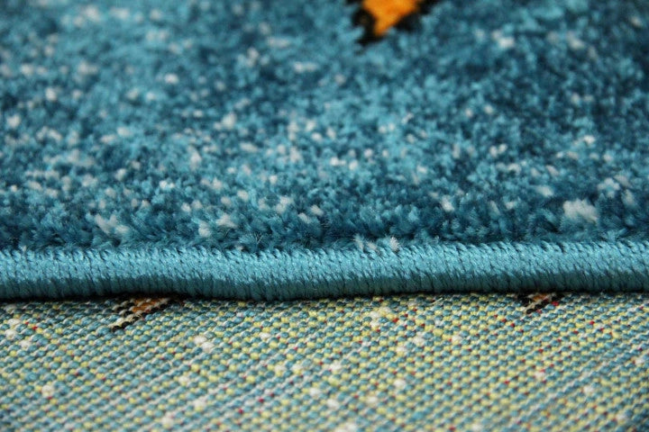 Covor copii albastru gros rulat, material durabil si confortabil pentru camera copiilor