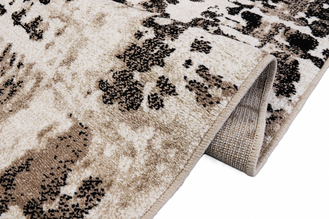 Covor crem bej modern cu fir moale si finisaj rezistent pentru trafic zilnic