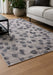 Covor living antiderapant bej cu model frunze si aspect modern pentru interior elegant