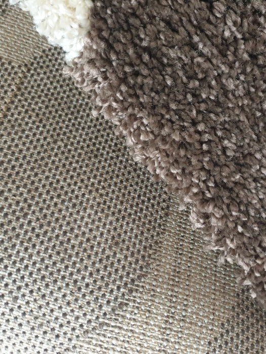 Covor living bej maro cu model floral elegant, covor modern decorativ pentru interior