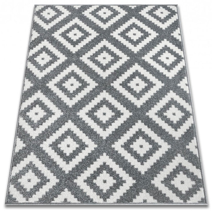 Covor living cu model geometric si design modern, perfect pentru un decor elegant si minimalist.