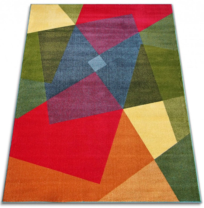Covor modern pentru living cu design geometric si culori vibrante, perfect pentru decoruri moderne.