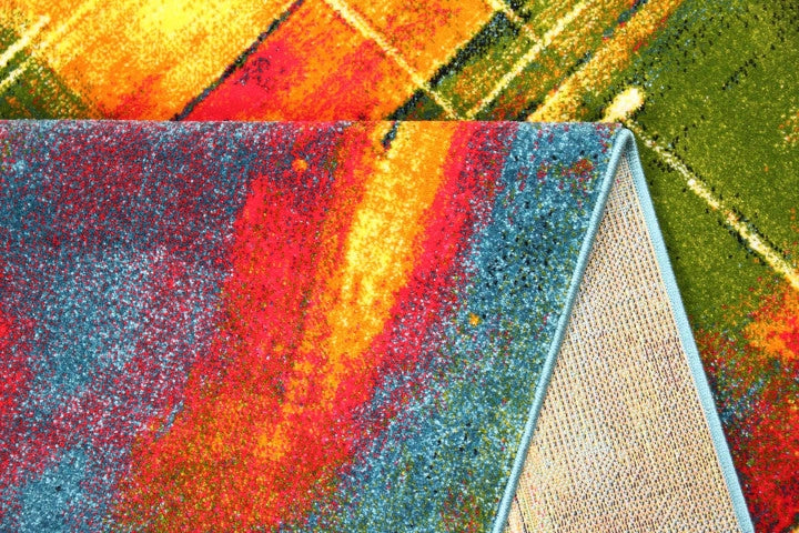 Detaliu finisaj premium pentru covor modern multicolor, confortabil si usor de intretinut