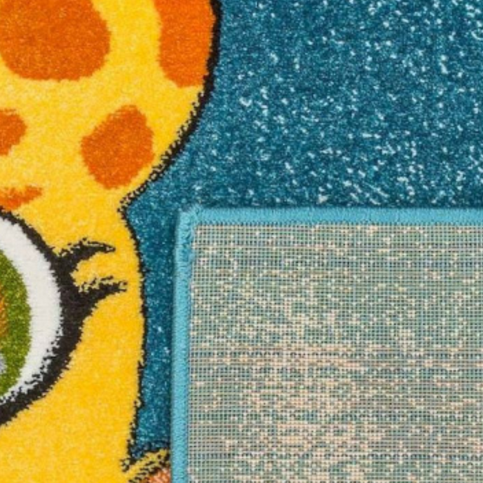 Covor pentru copii cu girafa draguta si design colorat pentru camera copiilor