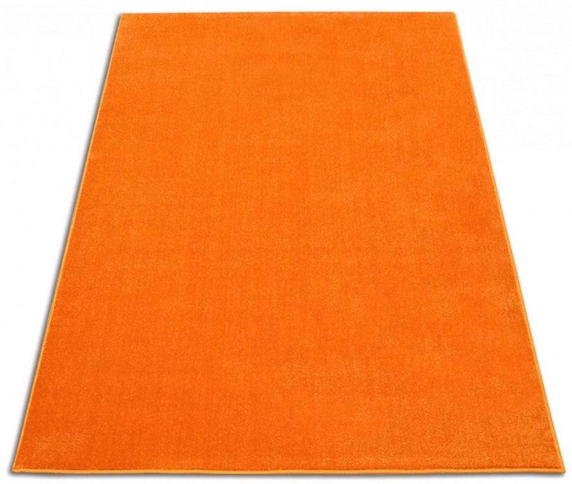 Covor portocaliu simplu modern, covor living si dormitor, ideal pentru decor interior si confort zilnic