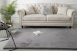 Covor pufos gri deschis pentru living, stil elegant, tip blanita, perfect pentru decor modern si confort