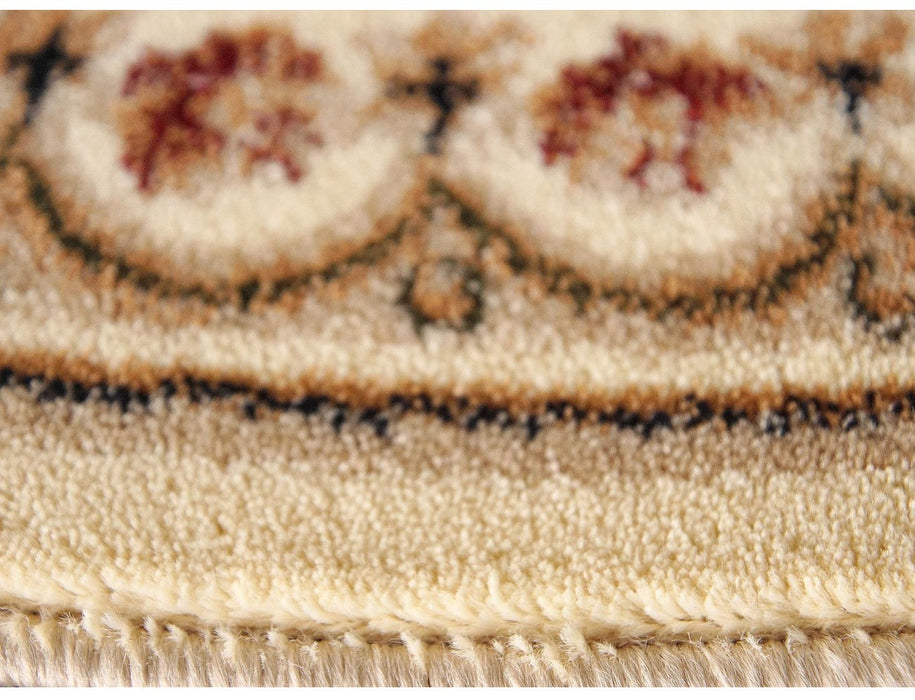 Textura si tesatura covor rotund clasic crem