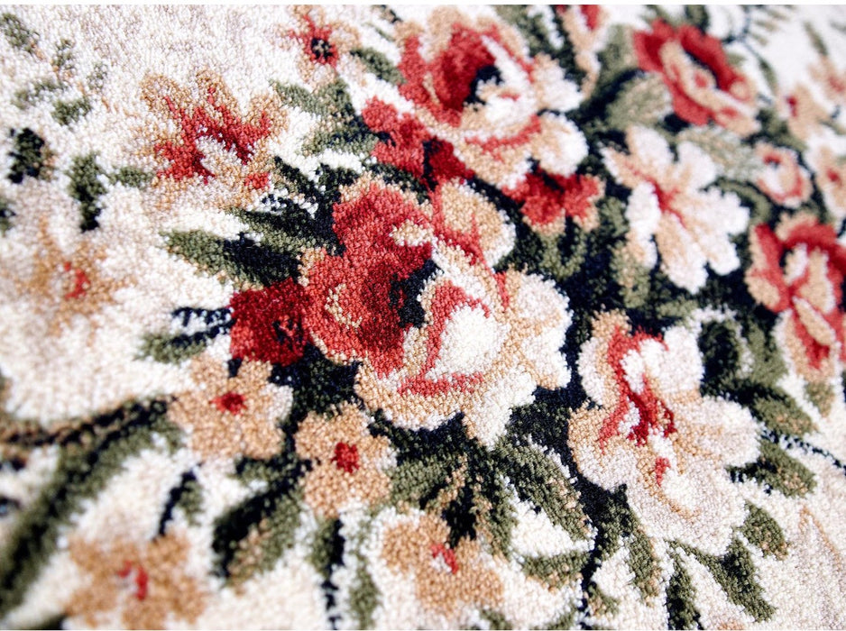 detaliu centru la covor clasic verde