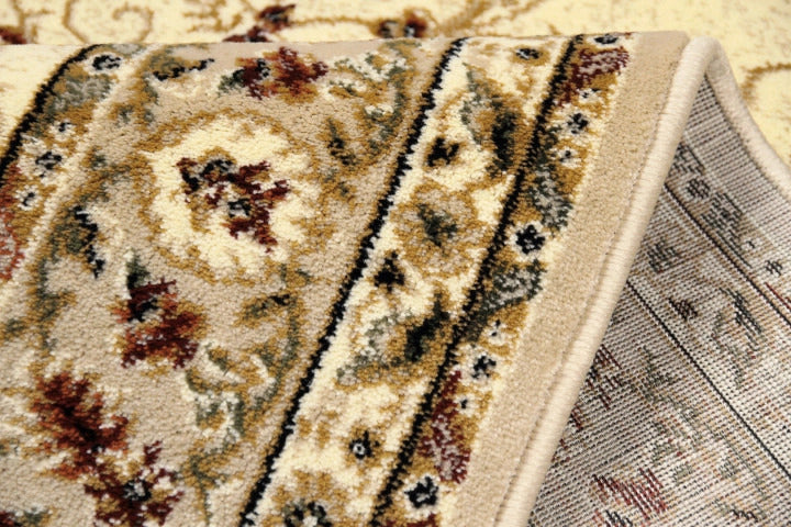 Detaliu grosime și structură covor clasic bej