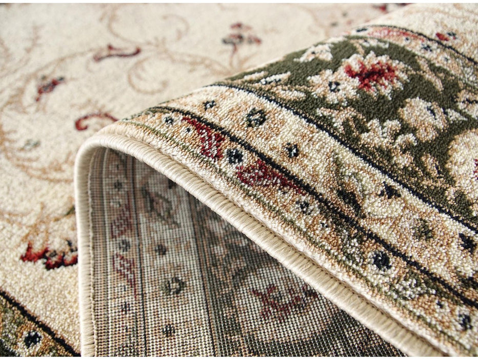 Detaliu material covor clasic crem verde