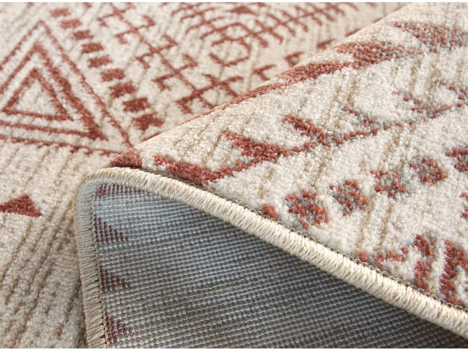 Detaliu material și grosime covor modern crem