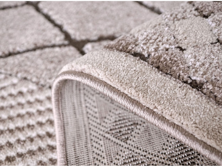 Detaliu material și grosime covor modern geometric bej maro