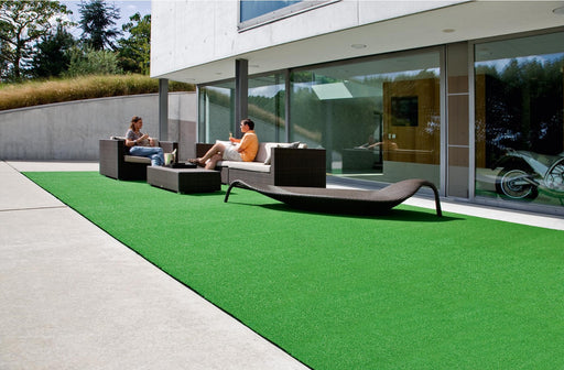 gazon artificial verde 7 mm pentru balcon si terasa gazon sintetic decorativ pentru exterior