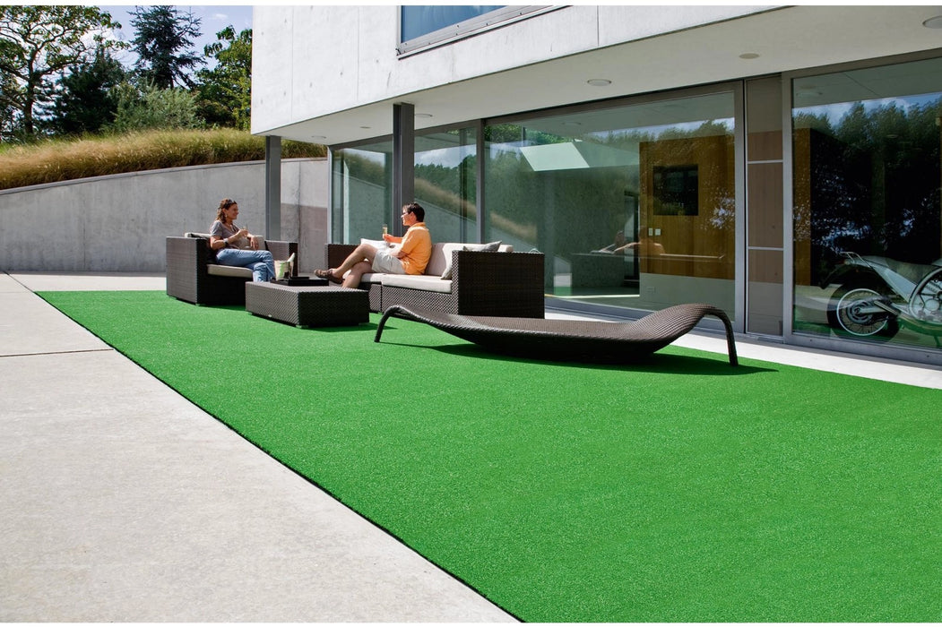 covor gazon artificial verde 10 mm pentru gradina sau terasa