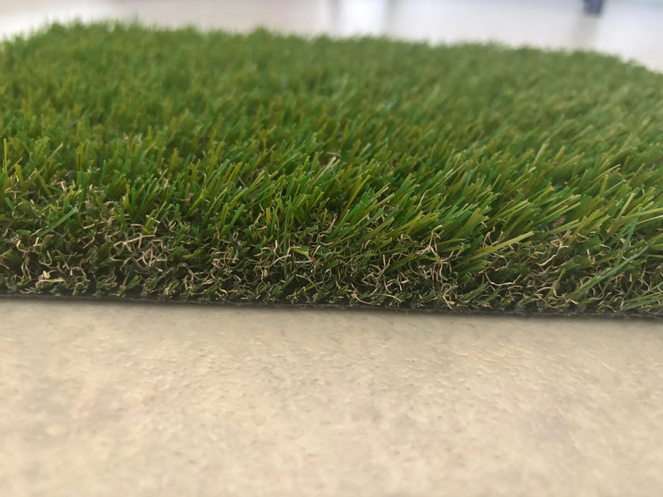 Iarba artificiala 25 mm verde pentru gradina si curte gazon artificial exterior