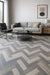 Linoleum gri bej pentru living, model herringbone modern, pardoseala eleganta si rezistenta