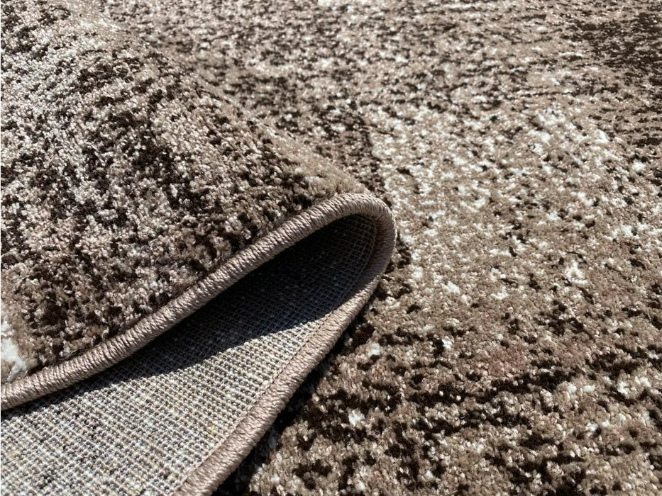 Margine traversa maro cu finisaj durabil pentru trafic intens