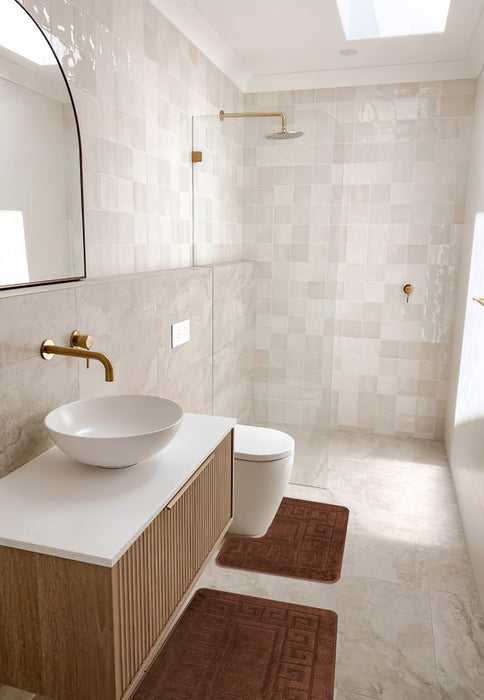 set covor baie antiderapant maro 2 piese covor wc si covor pentru baie moderna