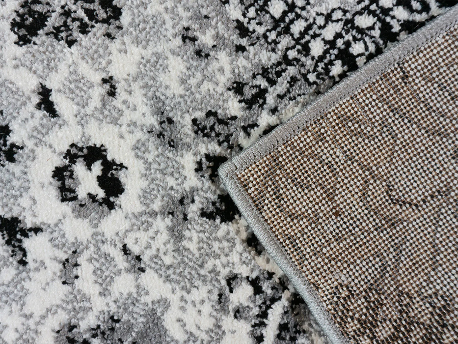 Spate covor gri rezistent potrivit pentru trafic moderat