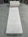 Traversa alba pentru hol cu design modern si aspect rafinat