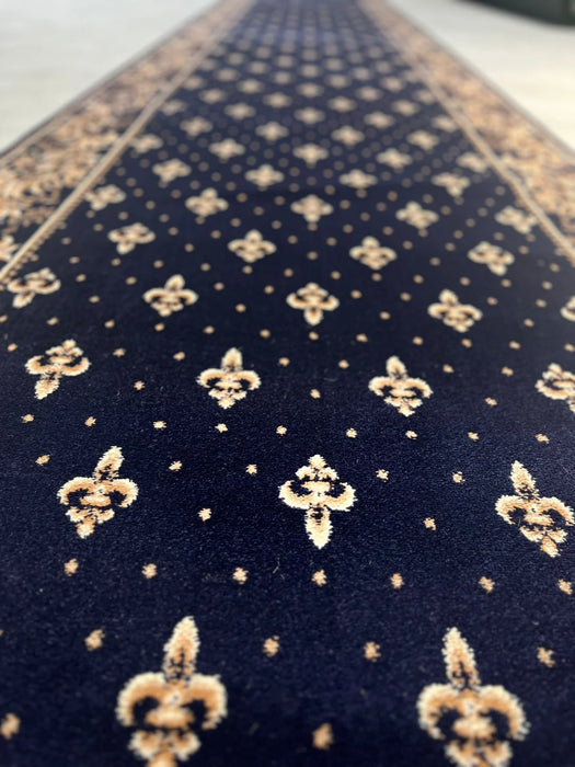 Traversa biserica bleumarin cu model crin regal pe toata lungimea