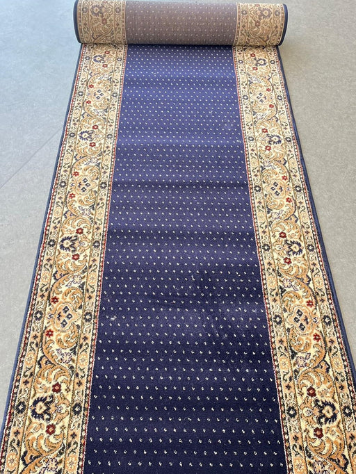 Traversa covor bleumarin clasica festonata cu model traditional pentru biserica si hol
