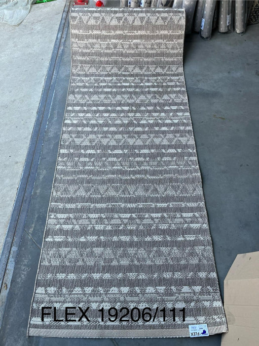 Traversa covor bucatarie antiderapanta crem bej, model modern, ideala pentru zona de gatit