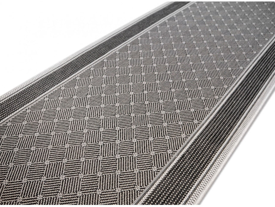 Detaliu traversa covor bucatarie antiderapanta gri, textura rezistenta si usor de curatat