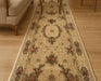 Traversa covor clasica crem bej pentru hol lung cu model floral elegant