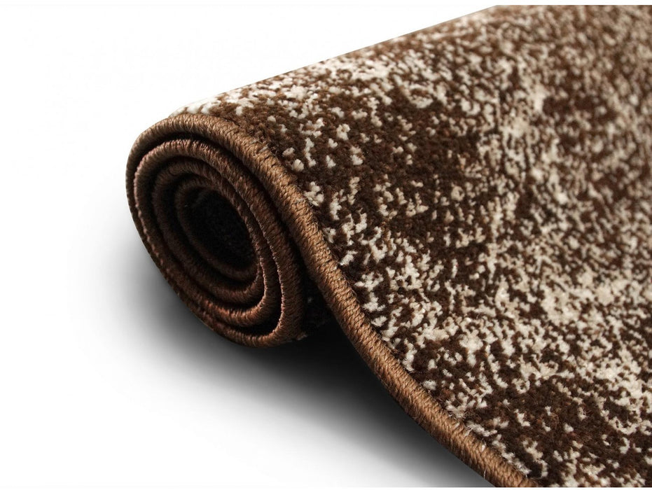 Traversa covor moderna maro pentru hol si living, model elegant potrivit pentru interior modern