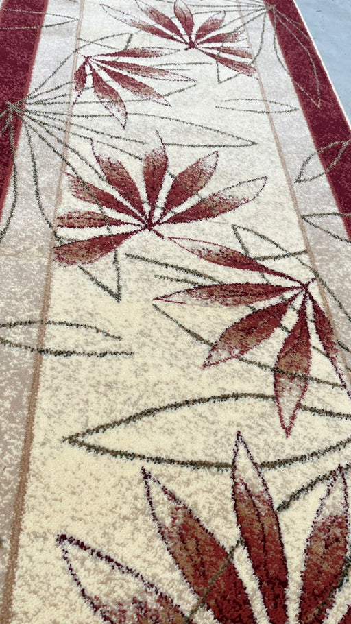 Traversa crem grena cu model frunze stil modern pentru interior elegant