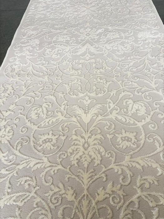 Traversa crem rulata cu textura densa si material rezistent