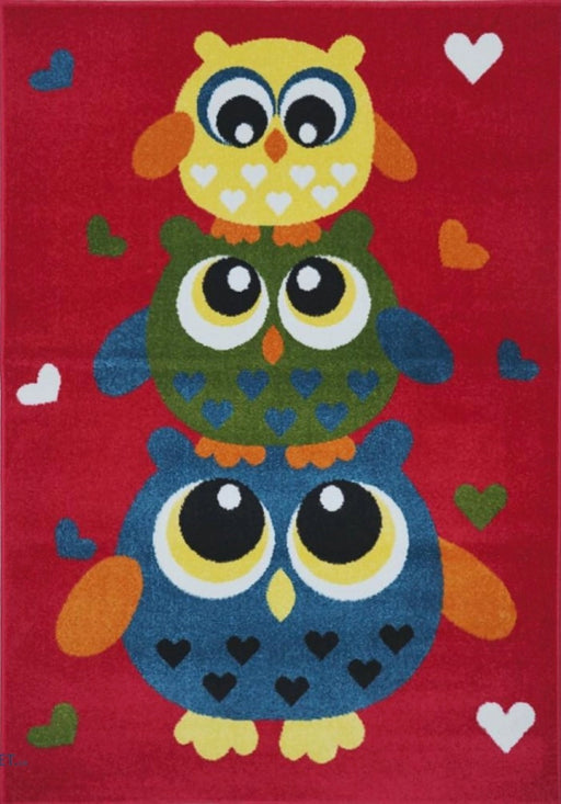 Covor copii rosu cu bufnite colorate pentru camera copiilor, model vesel si educativ, ideal pentru decor modern